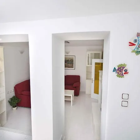 Three-bedroom Near Sea * Crikvenica