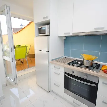 Three-bedroom Near Sea * Crikvenica